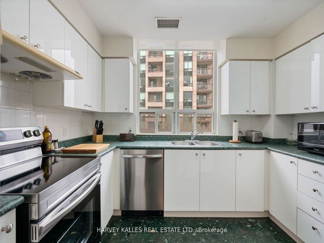 UPH07 - 256 Doris Ave
