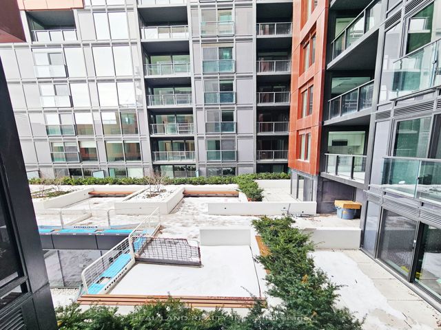 341 - 28 Eastern Ave