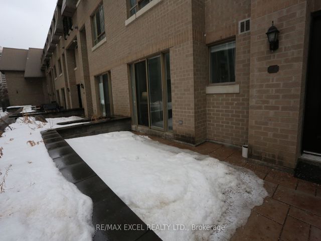 114 - 38 Hollywood Ave