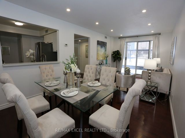 114 - 38 Hollywood Ave
