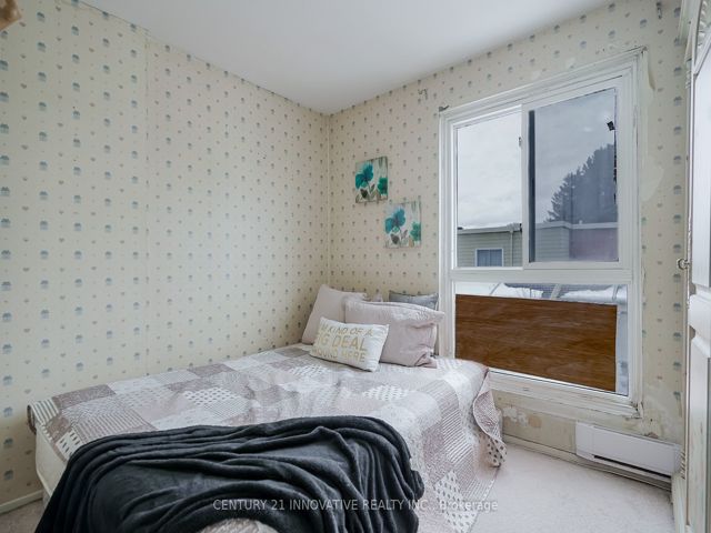 143 - 42 Elsa Vine Way