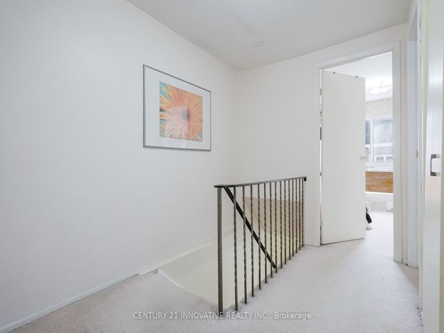 143 - 42 Elsa Vine Way
