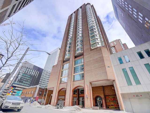 701 - 55 Centre Ave