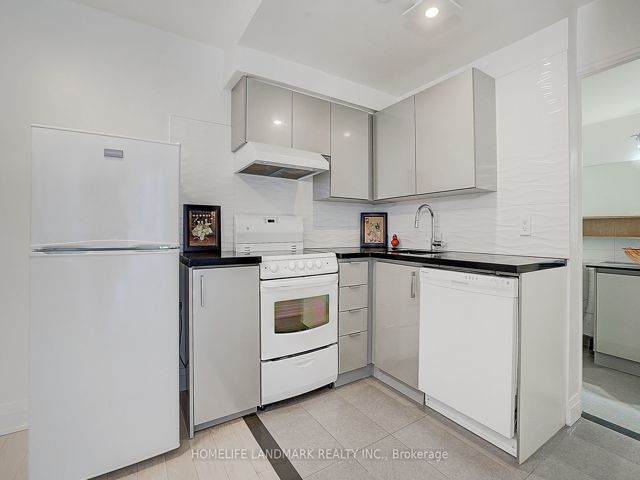 701 - 55 Centre Ave