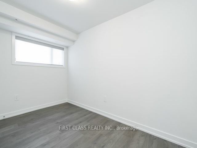 107 - 1650 Victoria Park Ave