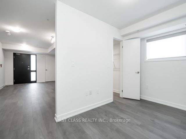 107 - 1650 Victoria Park Ave