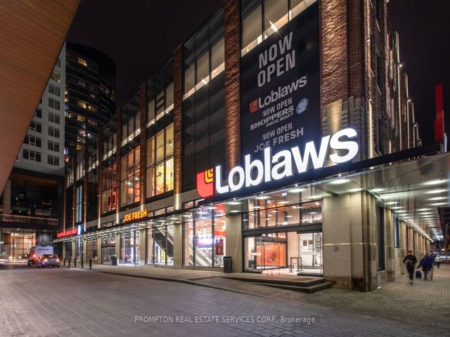 2710 - 17 Bathurst St
