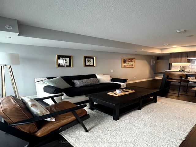 2710 - 17 Bathurst St