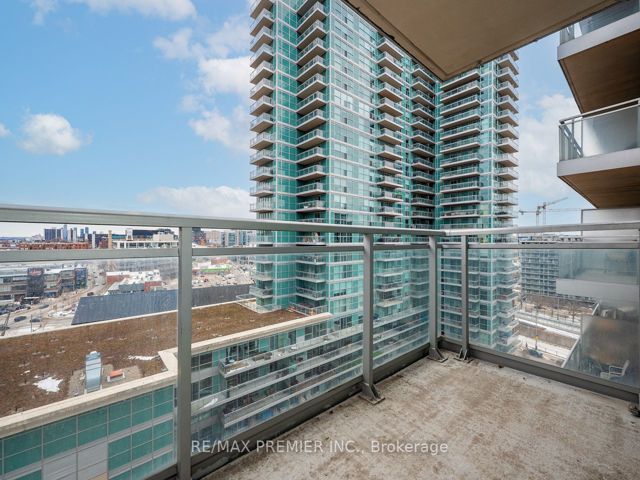 1006 - 50 Lynn Williams St