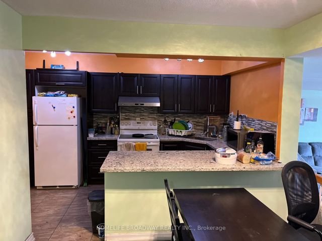 408 - 177 Linus Rd