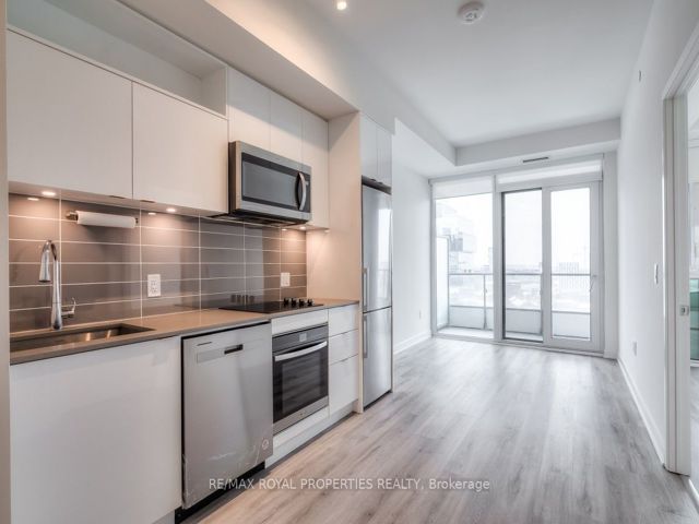 1505 E - 70 Princess St