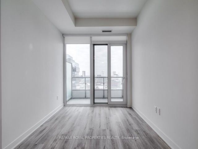 1505 E - 70 Princess St