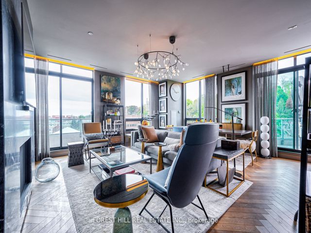 706 - 377 Madison Ave