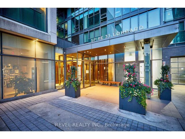 801 - 33 Lombard St