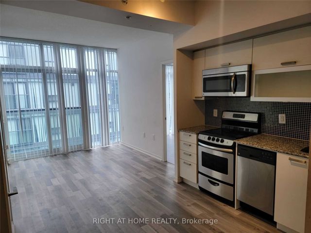 Ph6 - 36 Lisgar St
