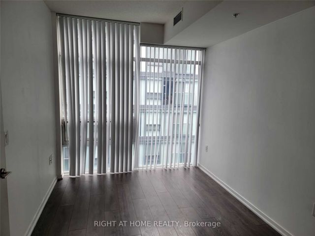 Ph6 - 36 Lisgar St