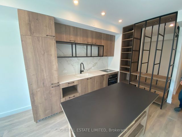 1103 - 505 Richmond St W