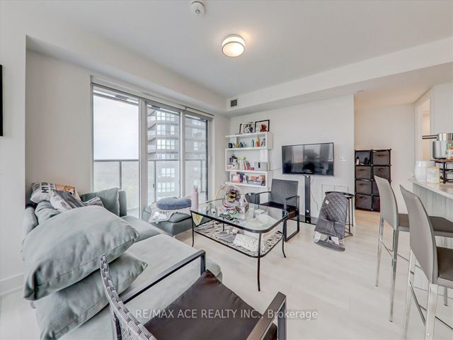 1703 - 575 Bloor St E