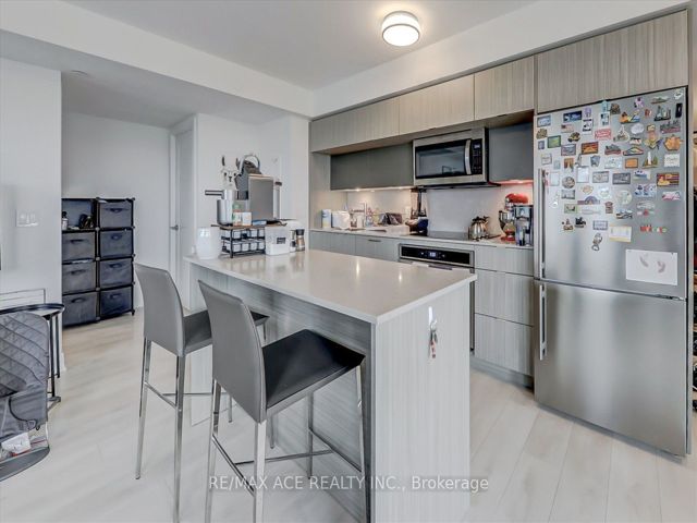 1703 - 575 Bloor St E