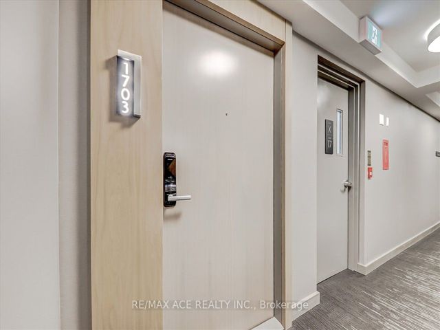 1703 - 575 Bloor St E