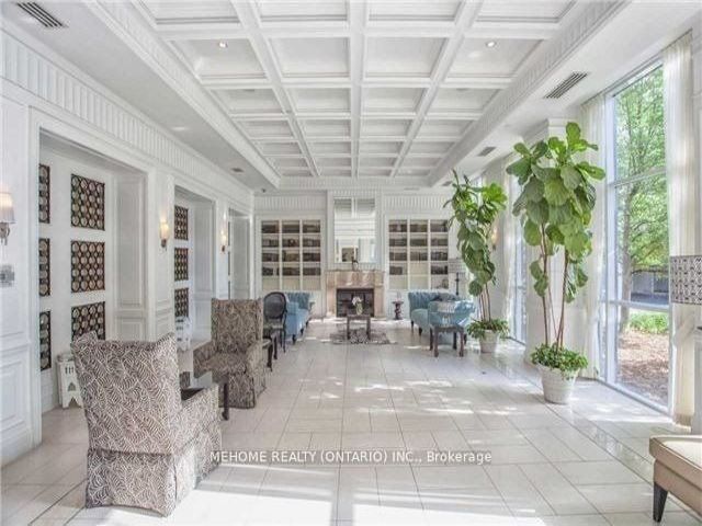 1626 - 25 Greenview Ave