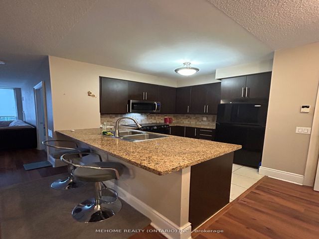 1626 - 25 Greenview Ave