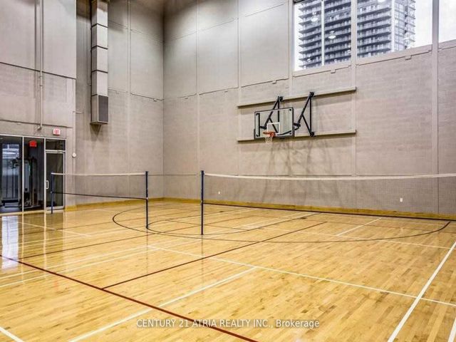 810 - 85 Queens Wharf Rd