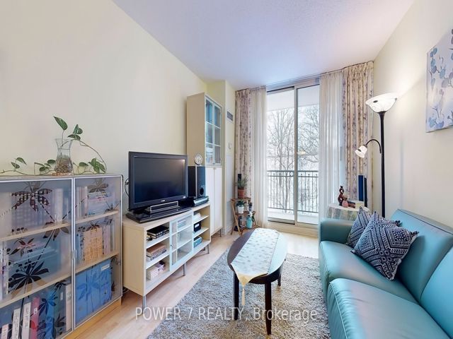 510 - 28 William Carson Cres