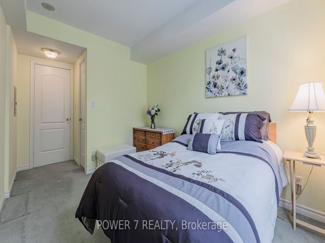 510 - 28 William Carson Cres