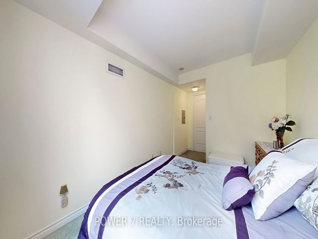 510 - 28 William Carson Cres