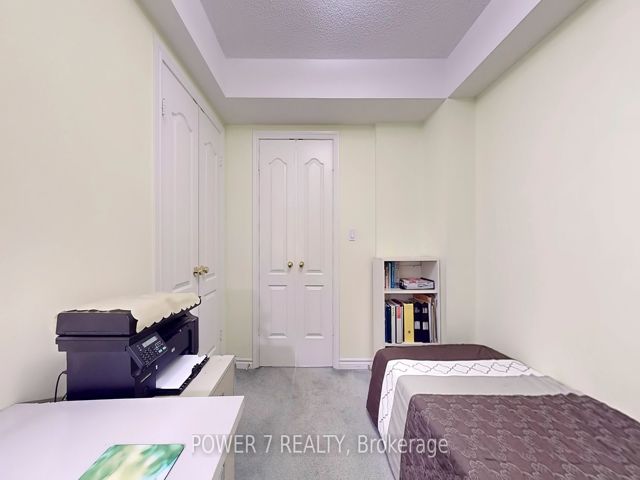 510 - 28 William Carson Cres