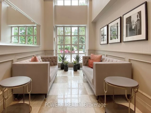 510 - 28 William Carson Cres