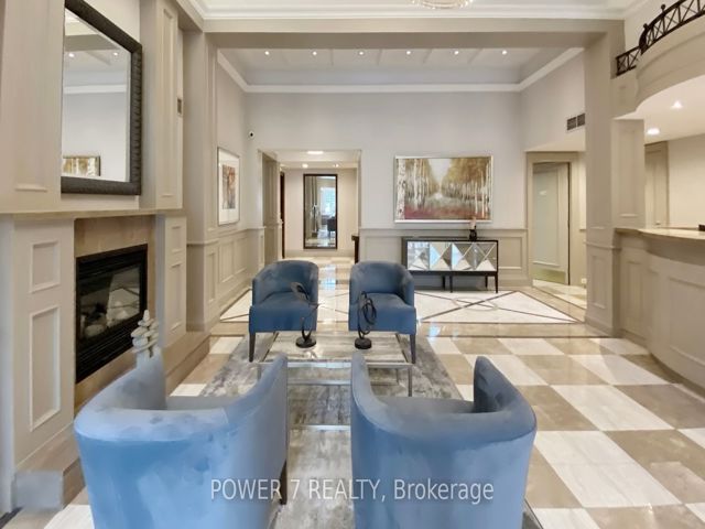 510 - 28 William Carson Cres