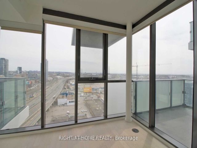 2107 - 16 Bonnycastle St