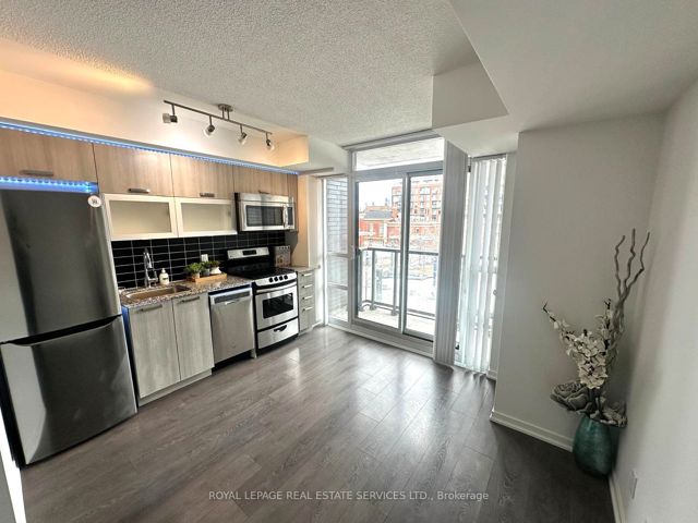 345 - 68 Abell St E