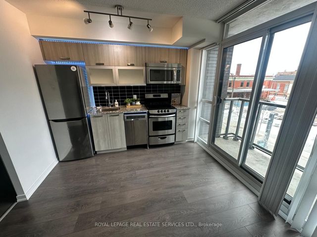 345 - 68 Abell St E