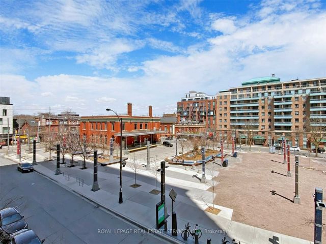 345 - 68 Abell St E
