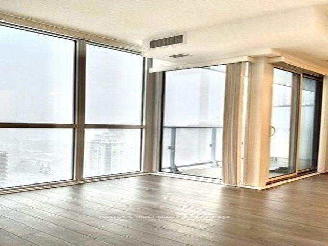 1805 - 5180 Yonge St