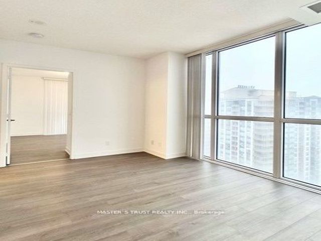 1805 - 5180 Yonge St
