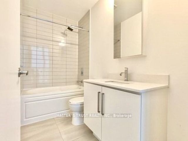 1805 - 5180 Yonge St