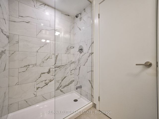708 - 36 Forest Manor Rd