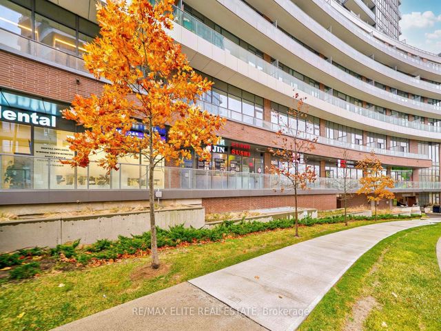 708 - 36 Forest Manor Rd