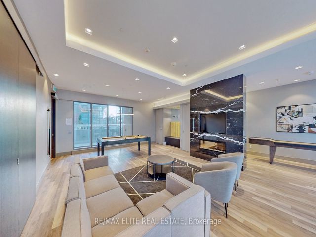 708 - 36 Forest Manor Rd