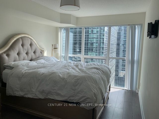 1912 - 5162 Yonge St