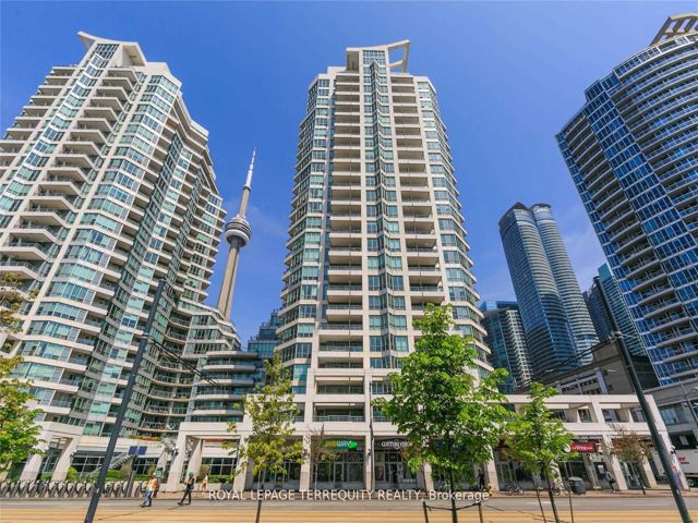 1202 - 228 Queens Quay W