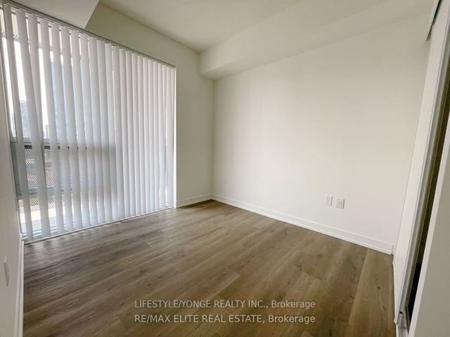 2611 - 55 Cooper St