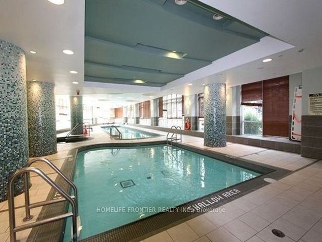1712 - 18 Holmes Ave