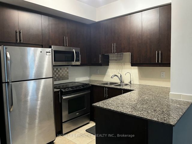 1712 - 18 Holmes Ave
