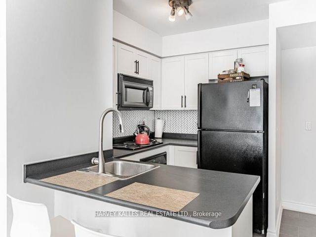 609 - 311 Richmond St E