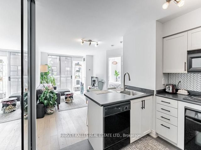 609 - 311 Richmond St E
